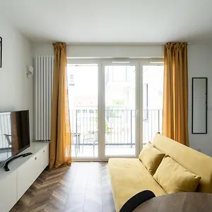https://rentplanet-przedmiecie-oawskie.hotelswroclaw.com