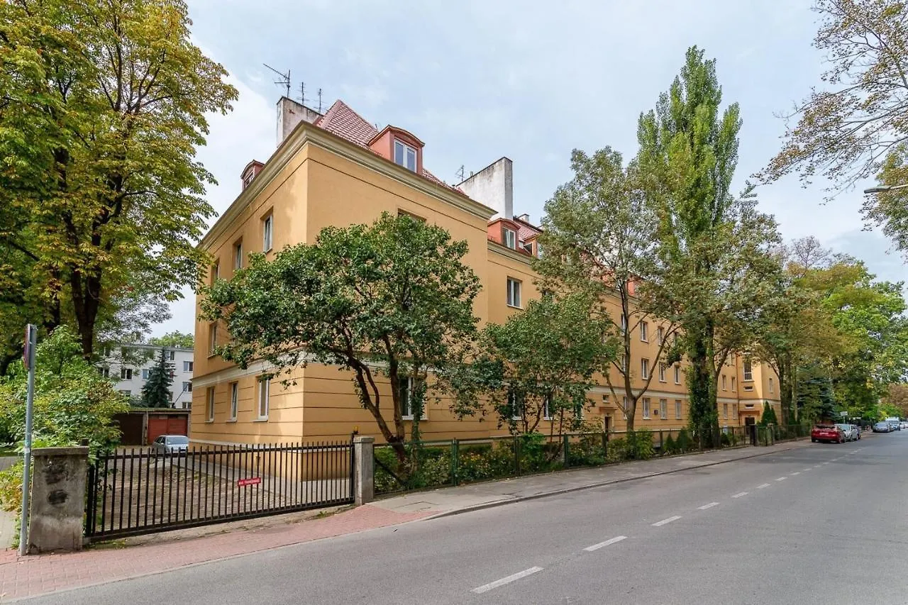 Rent like home - Niekłańska 9/11 Warszawa
